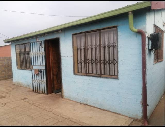 2 BEDROOM HOUSE FOR SALE IN ORANGE FARM